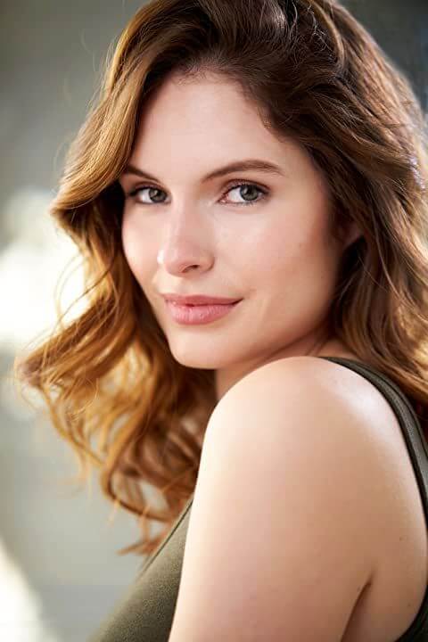 Actress Olivia Applegate Image