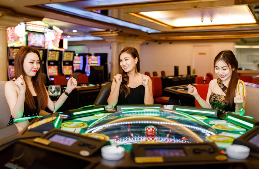 Vietnam Grand Casino Gamblers Hanoi