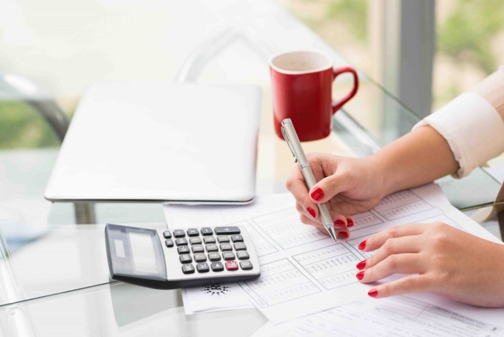 How Accurate Bookkeeping Simplifies Tax Season